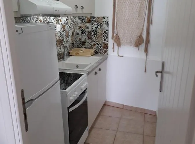 Seaside Apartman Adámasz